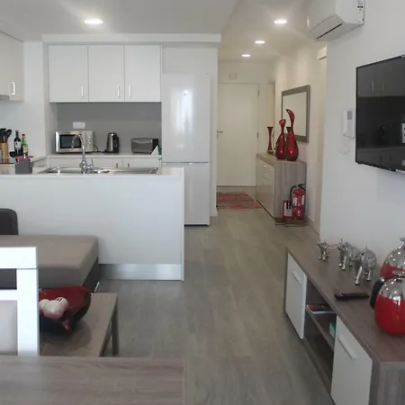 Happy House * Ponta Delgada (Sao Miguel)