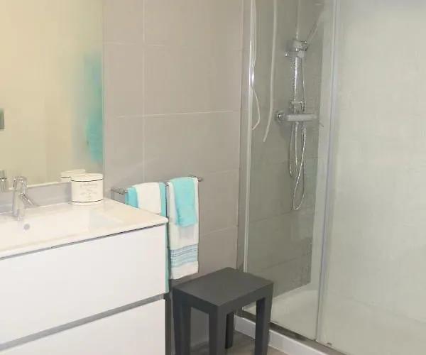 Happy House Πόντα Ντελγκάντα